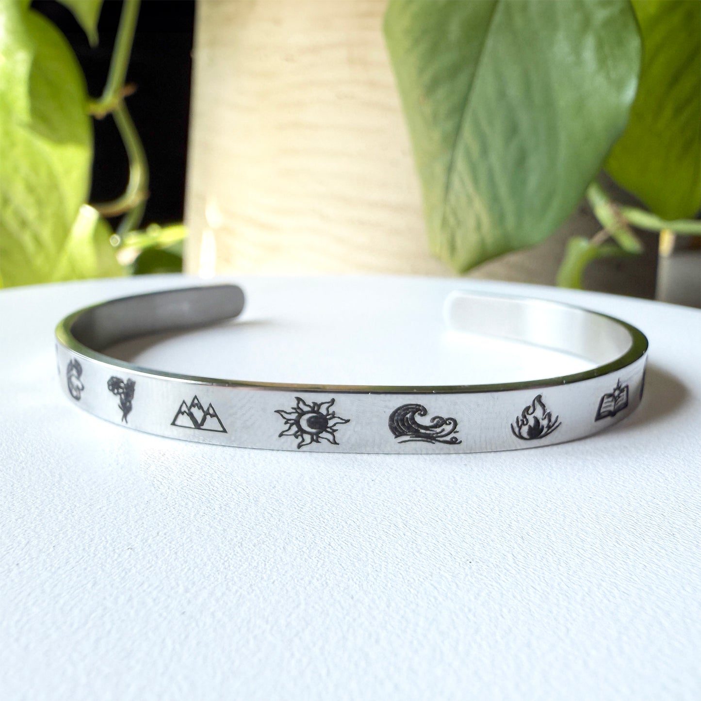 Spark of the Everflame Bracelet - Officially Licensed Penn Cole