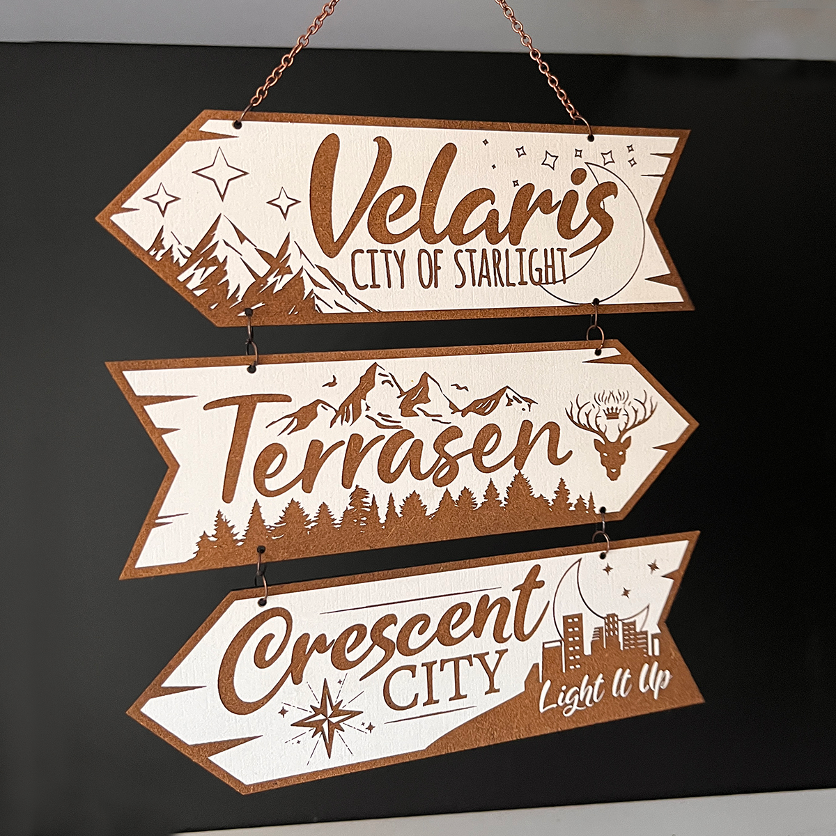 Velaris, Terrasen and Crescent City Wooden Arrow Set