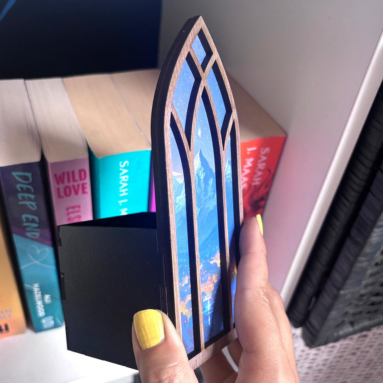 Fantasy Bookmark box, Night Court Window Booknook