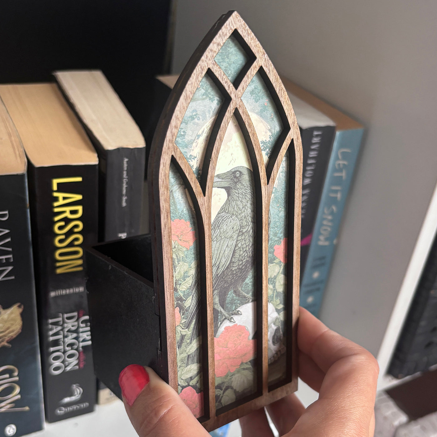 Raven Window Bookmark box, Gothic Spooky Bookcase Window Booknook