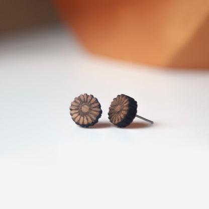 Daisy Earrings - Wooden Handmade Earrings